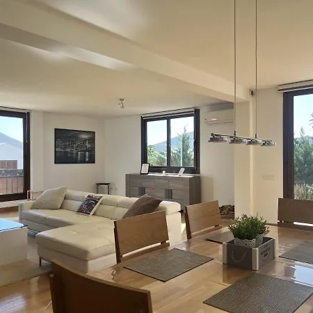 Villa Jaira *